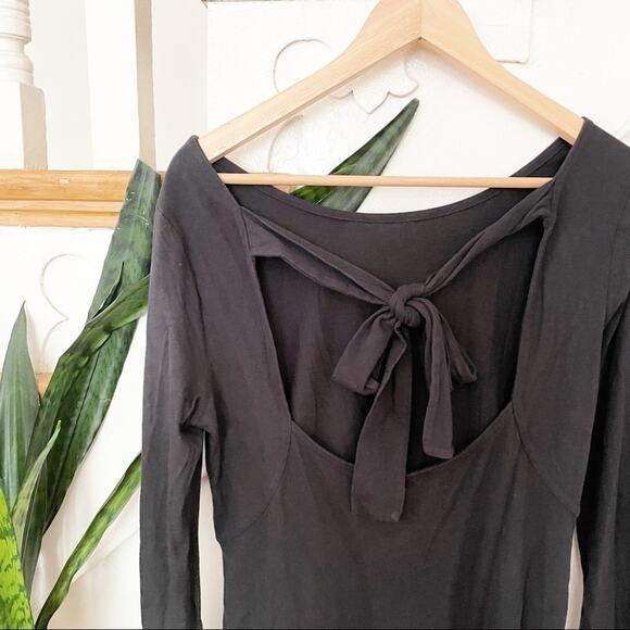 Free People black long sleeves tie back scoop neck - Picture 4 of 8